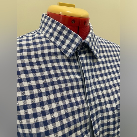 Armani %100 Cotton button down shirt Sz.XL - Picture 3 of 8